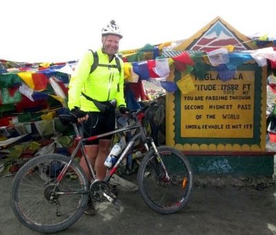Martyn Forsey Cycling on the  tour with redspokes